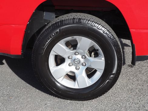 Used 2022 RAM 1500 Big Horn image 7