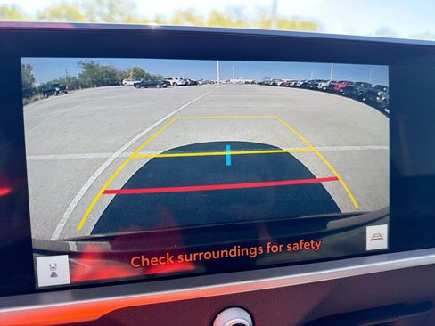 Used 2023 Toyota Crown XLE image 23