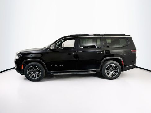 Used 2022 Jeep Wagoneer Series III w/ Rear Seat Video Group 1 AWD/4WD image 8