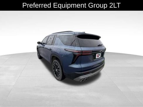 Certified 2025 Chevrolet Traverse LT w/ Sun and Wheel Package AWD/4WD image 5