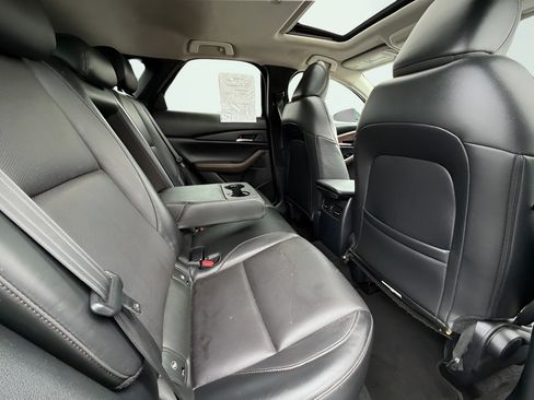 Used 2021 MAZDA CX-30 FWD 2.5 S w/ Premium Package image 23