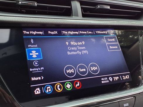 Used 2022 Buick Encore GX Essence w/ Experience Buick Package FWD image 7