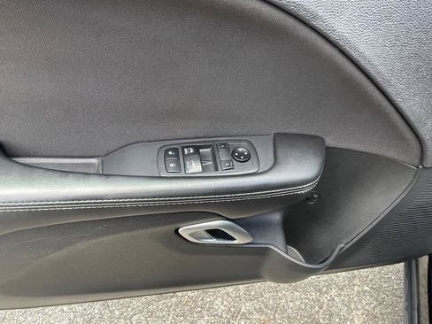 Used 2018 Dodge Challenger SXT image 19