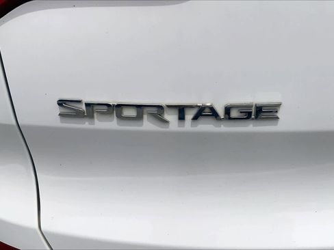 Used 2014 Kia Sportage LX FWD image 10