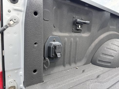Used 2019 Ford F350 XLT w/ XLT Premium Package AWD/4WD image 11