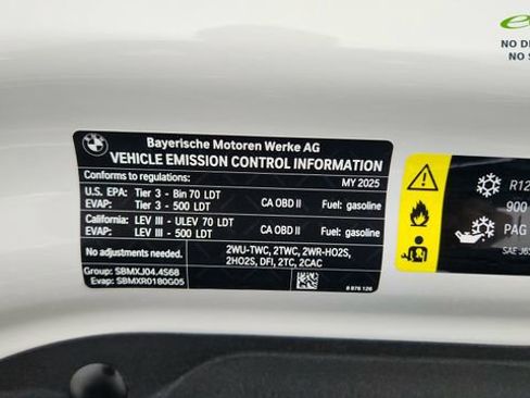 Used 2025 BMW X7 M60i AWD/4WD image 62