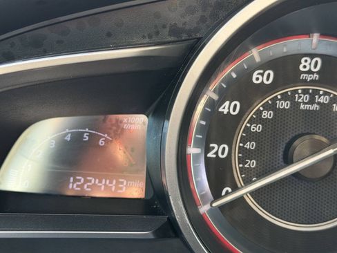 Used 2015 MAZDA MAZDA3 i Sport FWD image 22