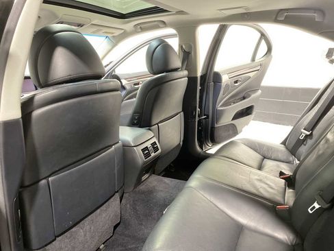 Used 2014 Lexus LS 460 AWD image 12