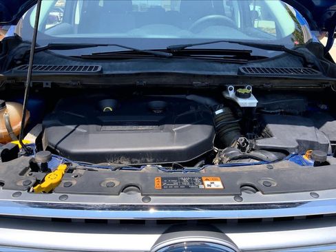 Used 2017 Ford Escape SE FWD image 30