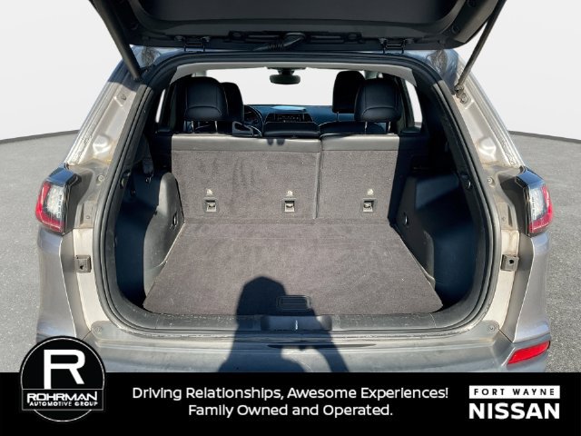 Used 2019 Jeep Cherokee Limited AWD/4WD image 32