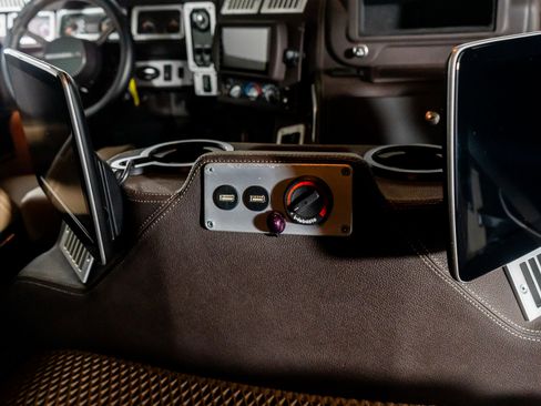 Used 2003 HUMMER H1 4-Door Wagon image 53