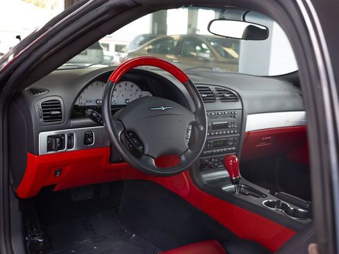 Used 2002 Ford Thunderbird RWD image 11