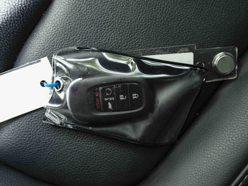 Certified 2025 Honda Pilot Touring image 47