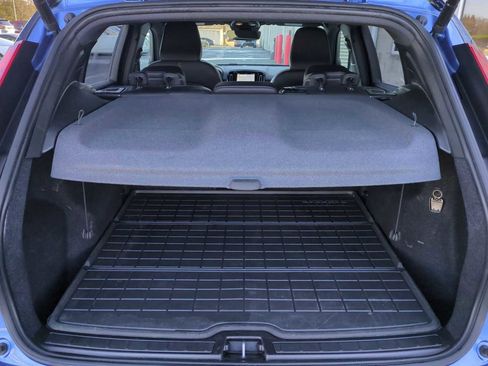 Used 2021 Volvo XC40 P8 Recharge w/ Advanced Package image 34