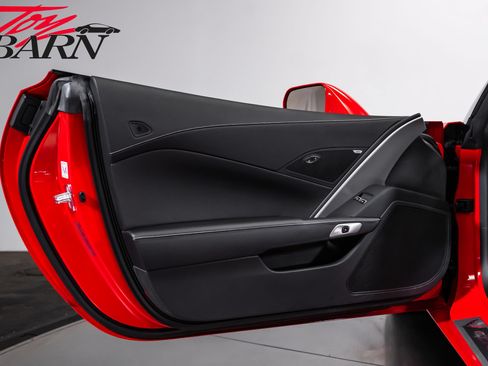 Used 2015 Chevrolet Corvette Stingray Coupe RWD image 24