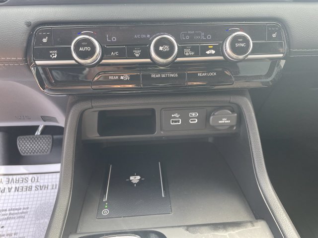 Certified 2025 Honda Pilot Touring image 25