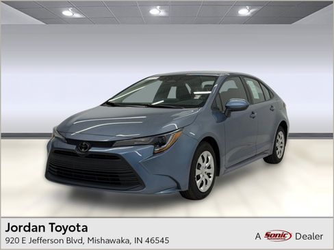 Used 2024 Toyota Corolla LE FWD image 1