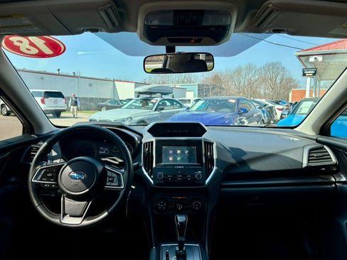 Used 2018 Subaru Crosstrek 2.0i Premium w/ Moonroof Package image 12