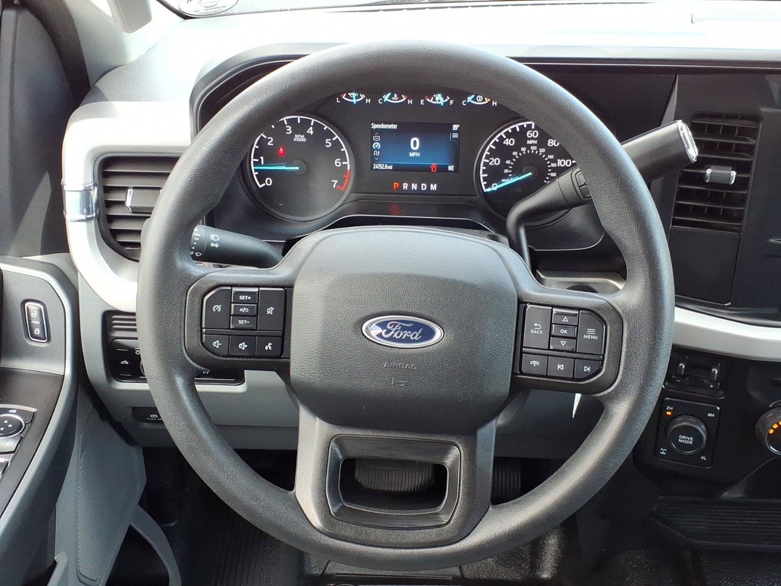 Used 2024 Ford F250 XLT w/ FX4 Off-Road Package AWD/4WD image 11