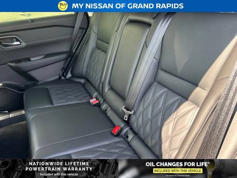 New 2026 Nissan Rogue Platinum w/ Platinum Premium Package AWD/4WD image 16