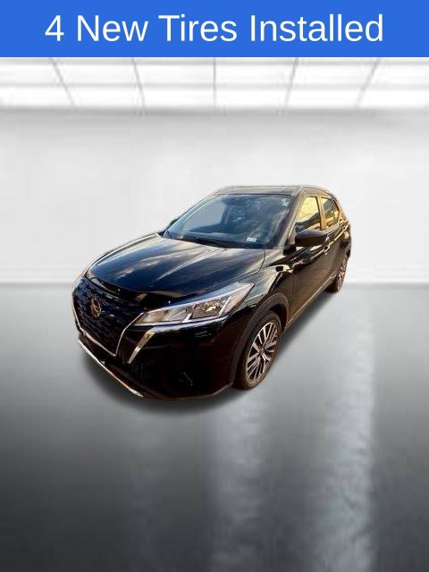 Used 2021 Nissan Kicks SV FWD image 2