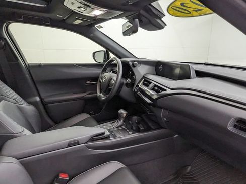 Used 2020 Lexus UX 250h w/ Premium Package AWD/4WD image 40