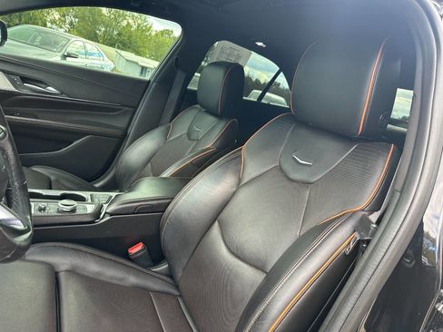 Used 2020 Cadillac CT4 V w/ Climate Package image 27