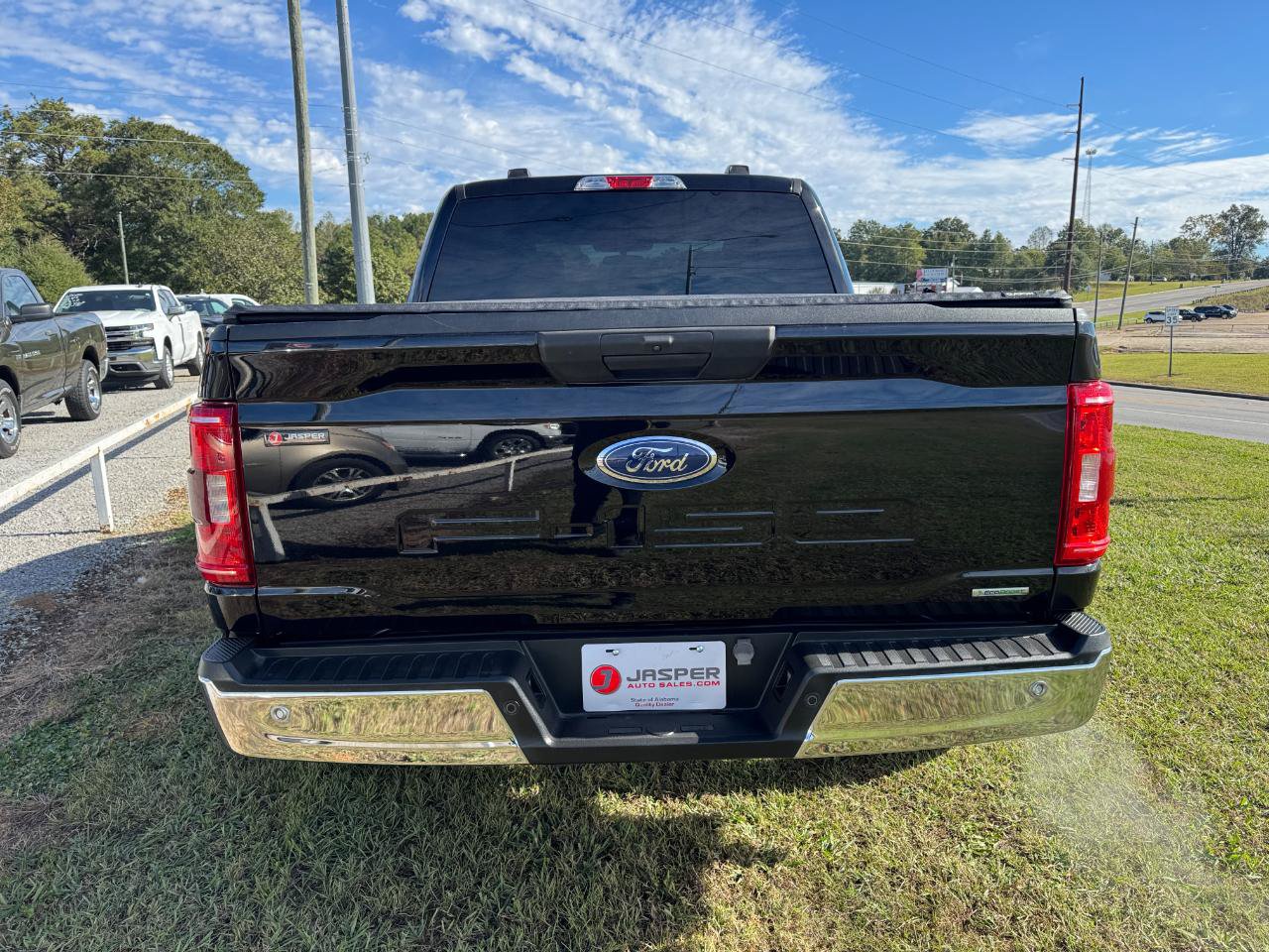 Used 2023 Ford F150 XLT AWD/4WD image 4