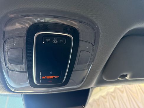 Used 2022 Hyundai Elantra SEL FWD image 24