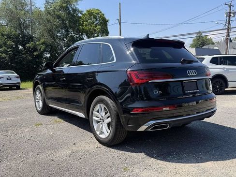 Used 2023 Audi Q5 2.0T Premium w/ Convenience Package AWD/4WD image 2