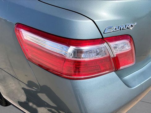 Used 2007 Toyota Camry XLE FWD image 25