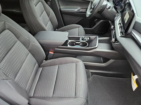 New 2027 Chevrolet Equinox LT FWD image 15