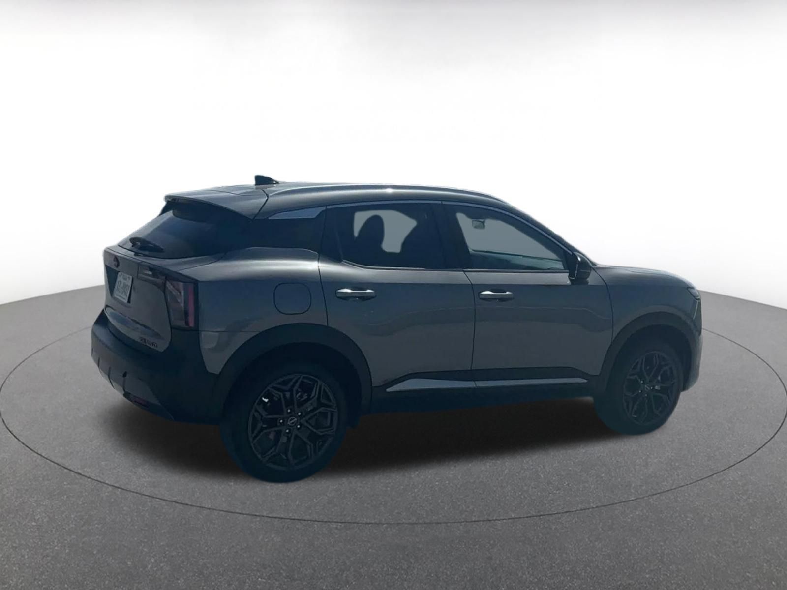 Used 2026 Nissan Kicks SR AWD/4WD image 14