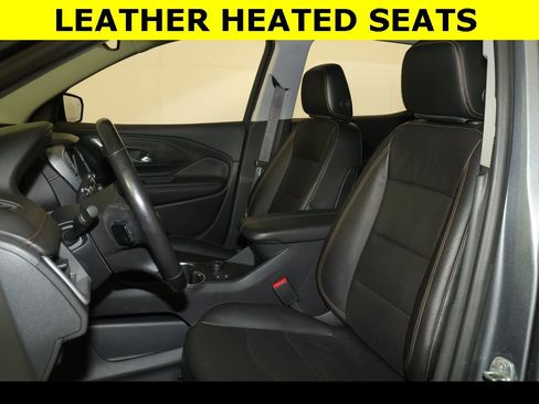 Used 2020 GMC Terrain SLT w/ Preferred Package image 2