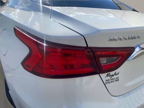 Used 2017 Nissan Maxima Platinum image 14