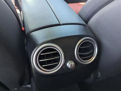 Used 2022 Mercedes-Benz GLC 300 image 17