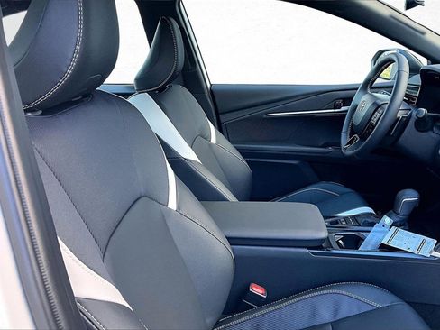 New 2026 Toyota Camry Hybrid image 8