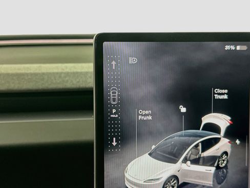 Used 2025 Tesla Model 3 Long Range RWD image 23