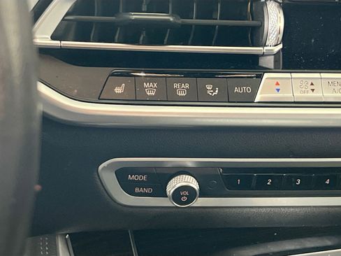 Used 2019 BMW X5 xDrive40i w/ Convenience Package image 20