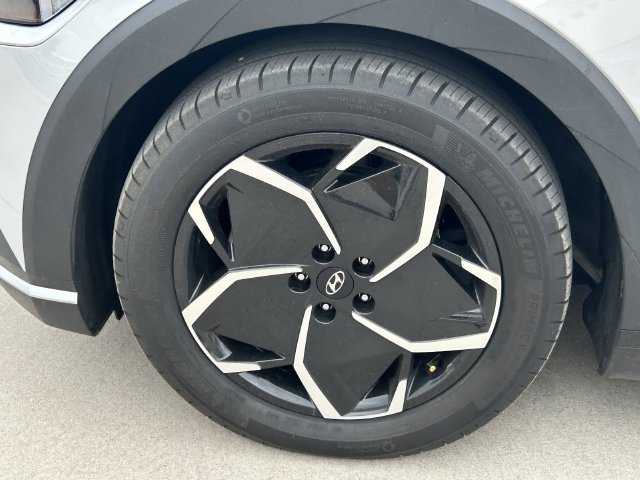 Used 2024 Hyundai Ioniq 5 SEL RWD image 10