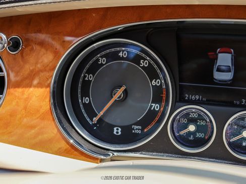 Used 2015 Bentley Flying Spur V8 AWD/4WD image 23