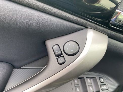 New 2026 Mitsubishi Eclipse Cross SEL image 20