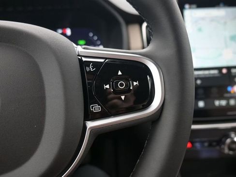 New 2026 Volvo XC90 T8 Plus image 25