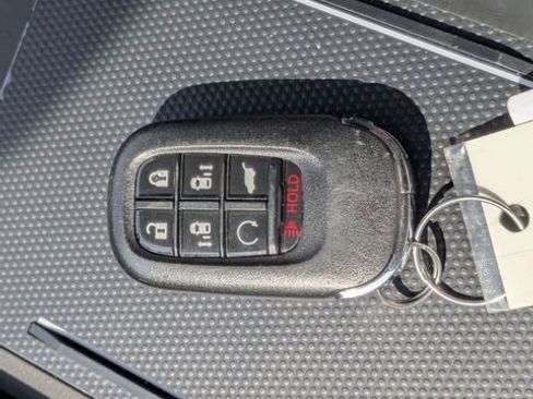 Used 2025 Honda Odyssey Sport-L image 32