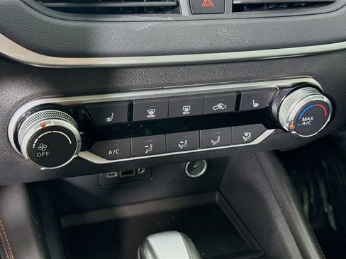Used 2019 Nissan Altima 2.5 SR w/ SR Premium Package FWD image 15