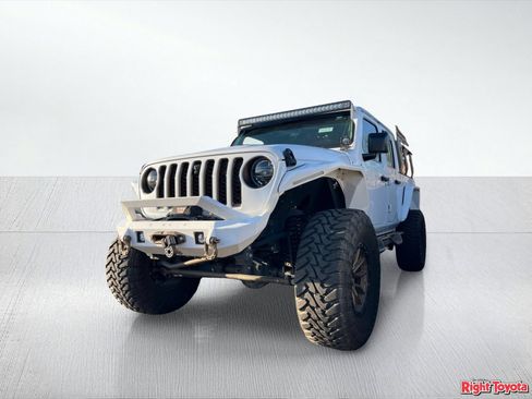 Used 2022 Jeep Gladiator Rubicon w/ LED Lighting Group AWD/4WD image 2