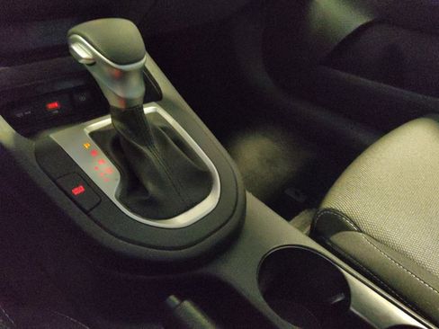 Used 2024 Kia Forte LXS image 26