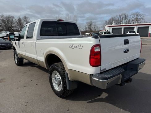 Used 2010 Ford F350 Lariat image 3