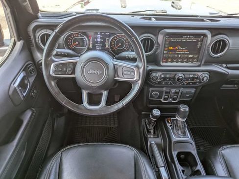 Used 2020 Jeep Gladiator Overland AWD/4WD image 16