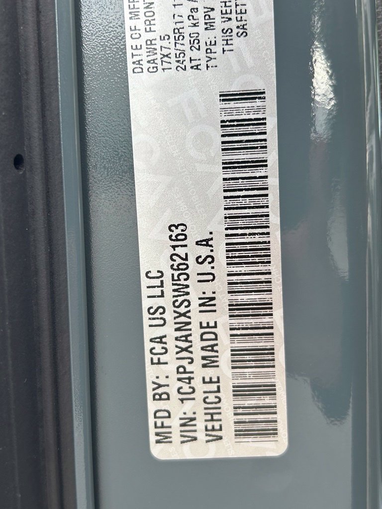 Certified 2025 Jeep Wrangler Sport AWD/4WD image 14